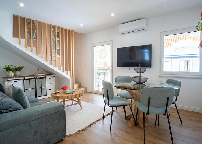 Апартаменты Feel - Saudade 57 *